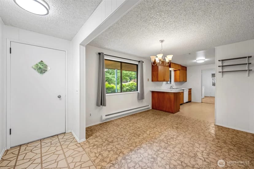 Property photo for 301 Sw 108th Street, Everett photo 6