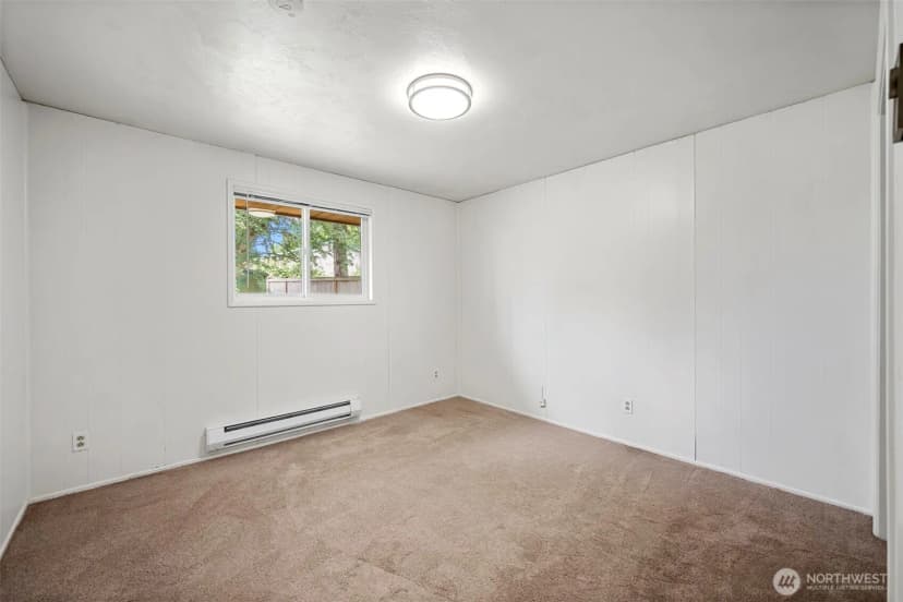 Property photo for 301 Sw 108th Street, Everett photo 17