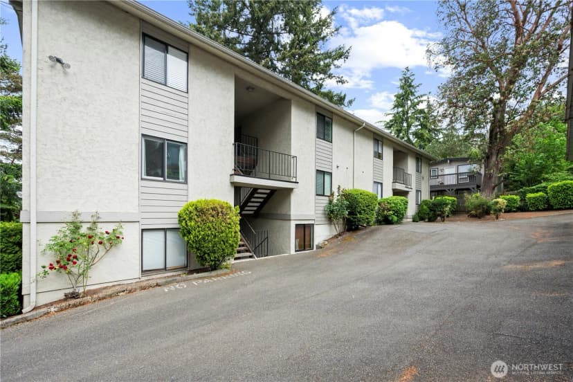 Property photo for 6734 112th Avenue Ne #a2, Kirkland photo 15