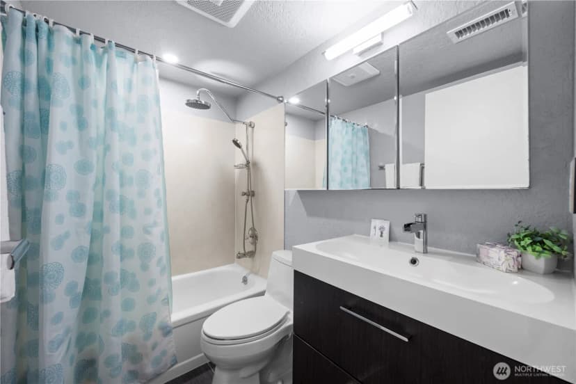 Property photo for 6734 112th Avenue Ne #a2, Kirkland photo 13