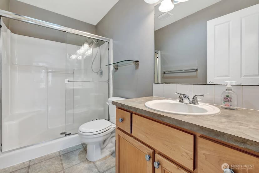 Property photo for 10515 221st Lane Ne #202, Redmond photo 8