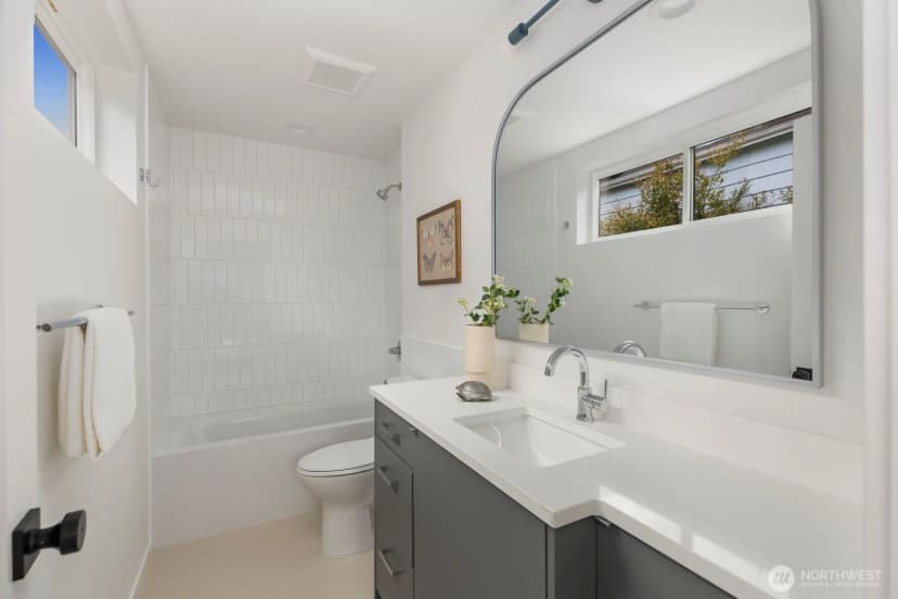Property photo for 3932 S Angeline Street, Seattle photo 17