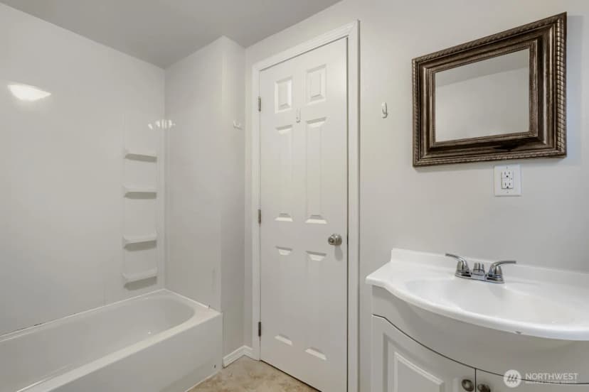 Property photo for 722 S 31st Avenue, Seattle photo 24