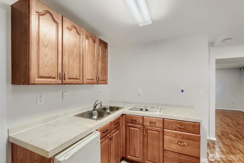 Property photo for 722 S 31st Avenue, Seattle photo 21