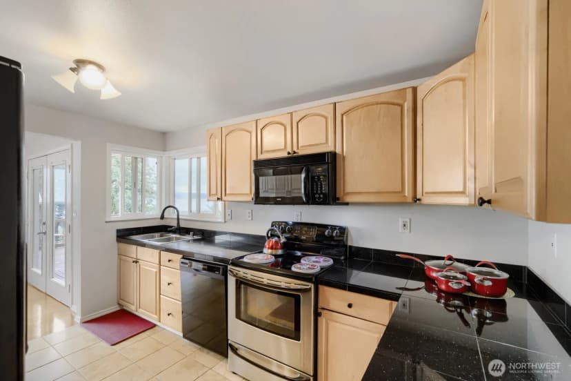 Property photo for 722 S 31st Avenue, Seattle photo 11
