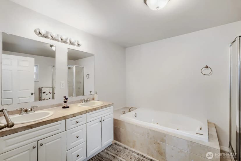 Property photo for 722 S 31st Avenue, Seattle photo 16