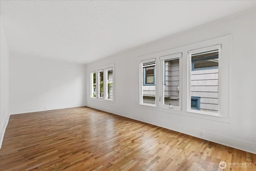 Property photo for 706 N 78th Street, Seattle photo 9