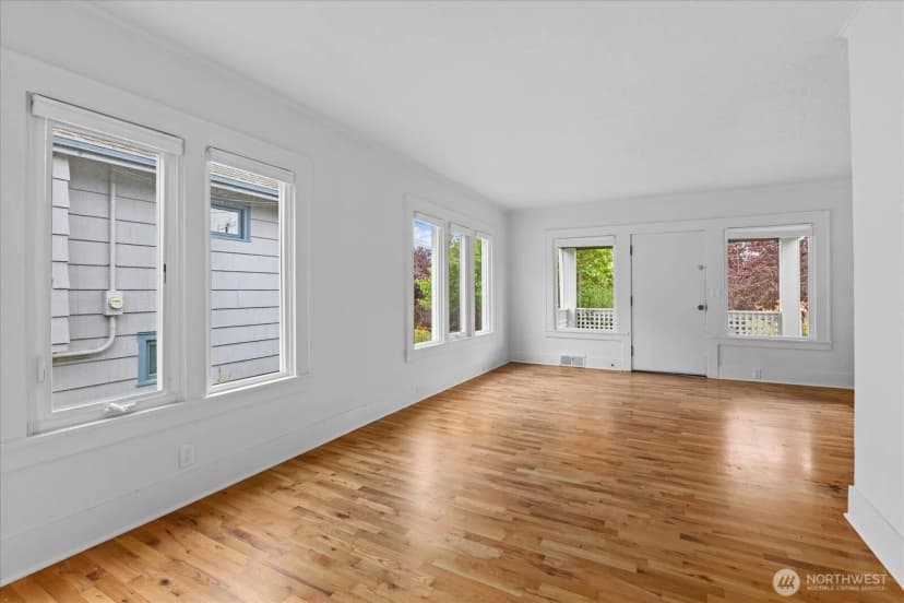 Property photo for 706 N 78th Street, Seattle photo 11