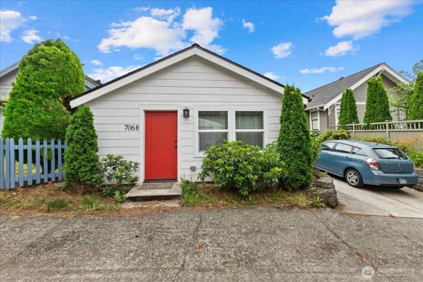 Property photo for 706 N 78th Street, Seattle photo 23