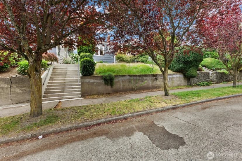 Property photo for 706 N 78th Street, Seattle photo 28