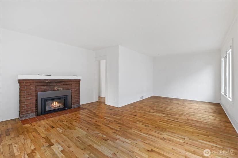 Property photo for 706 N 78th Street, Seattle photo 8
