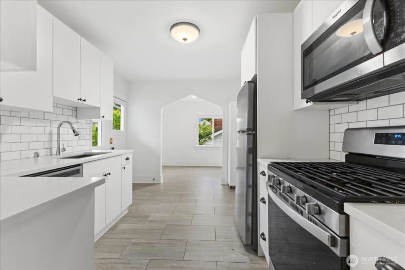 Property photo for 706 N 78th Street, Seattle photo 18