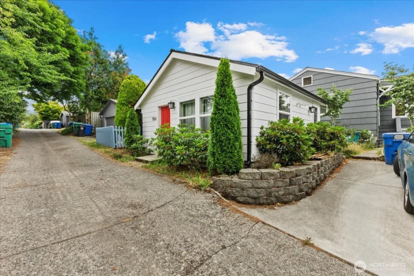 Property photo for 706 N 78th Street, Seattle photo 22