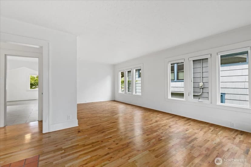 Property photo for 706 N 78th Street, Seattle photo 12