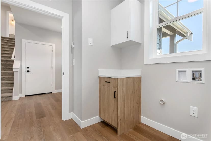 Property photo for 400 W 3rd Street #b, Everson photo 33
