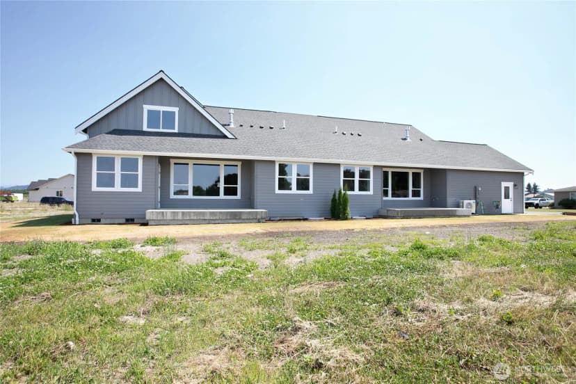 Property photo for 400 W 3rd Street #b, Everson photo 6