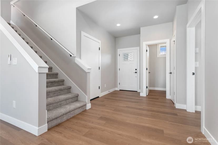 Property photo for 400 W 3rd Street #b, Everson photo 25