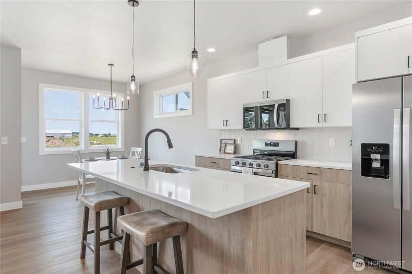 Property photo for 400 W 3rd Street #b, Everson photo 16
