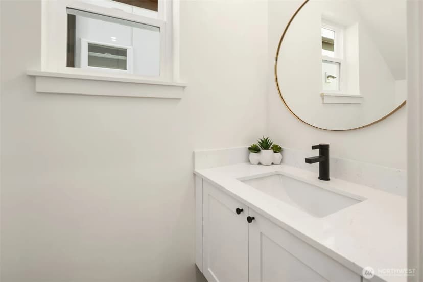 Property photo for 9006 5th Avenue S, Seattle photo 18