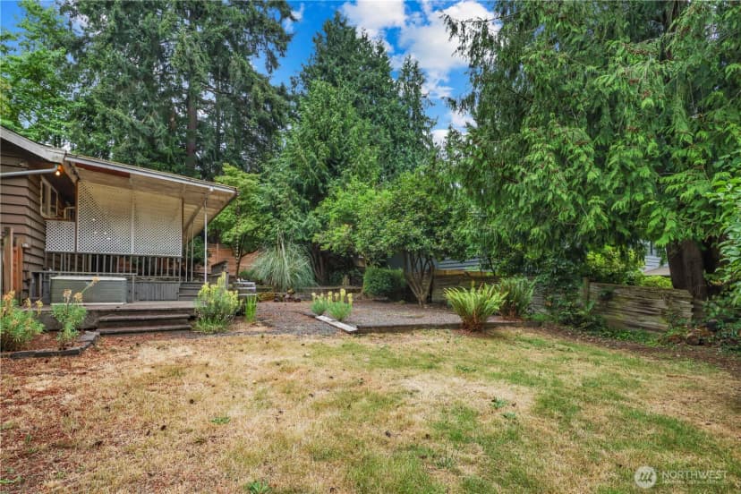Property photo for 15415 64th Avenue Ne, Kenmore photo 27