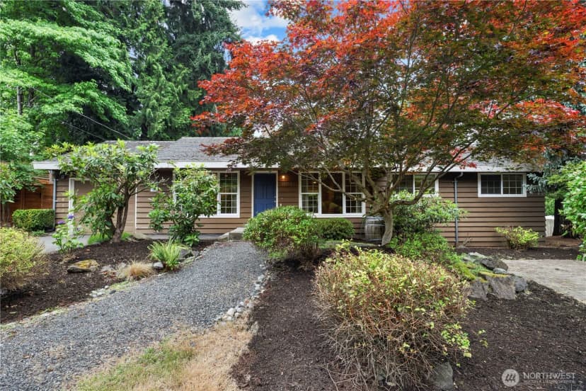 Property photo for 15415 64th Avenue Ne, Kenmore photo 35