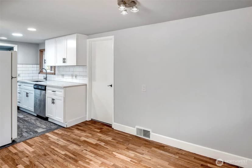 Property photo for 5717 186th Place Sw, Lynnwood photo 18