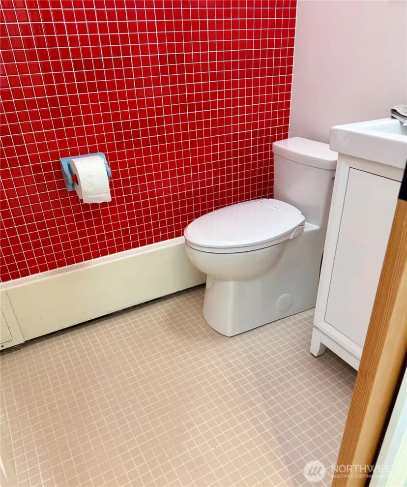 Property photo for 908 N 102nd, Seattle photo 21