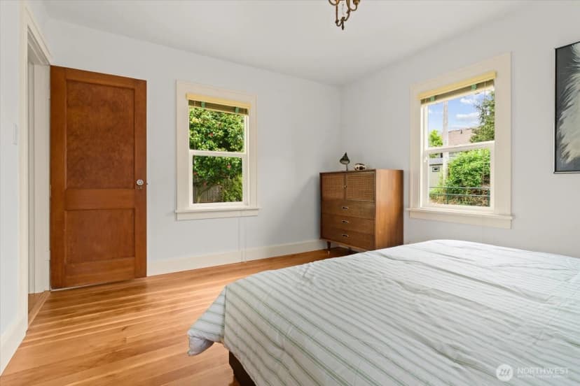 Property photo for 908 N 102nd, Seattle photo 16