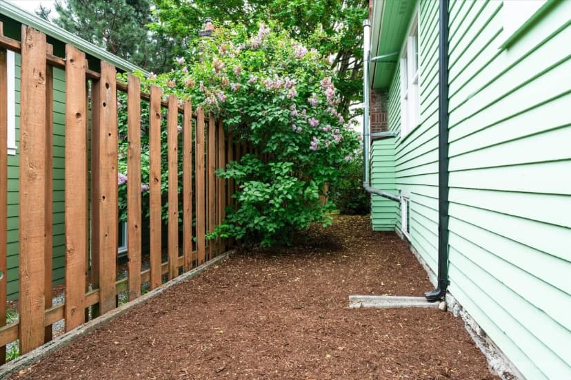 Property photo for 908 N 102nd, Seattle photo 39