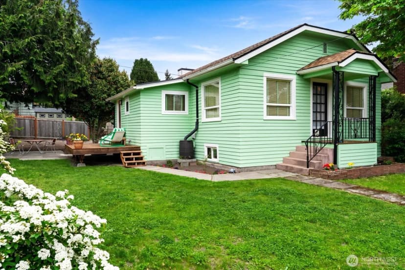 Property photo for 908 N 102nd, Seattle