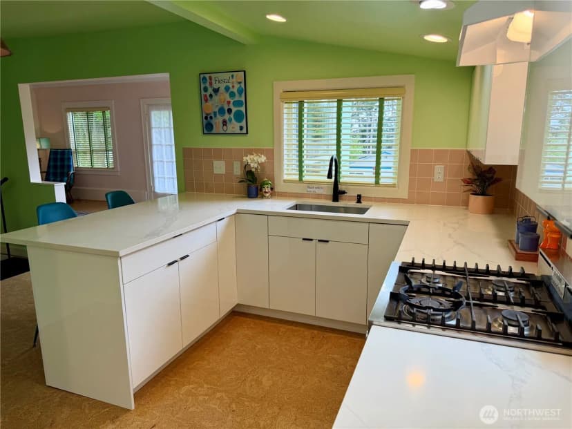 Property photo for 908 N 102nd, Seattle photo 12