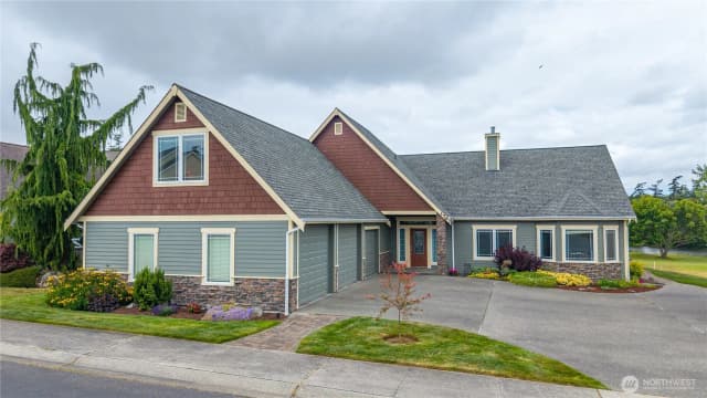 Property photo for 1767 Sw Waterside Court, Oak Harbor