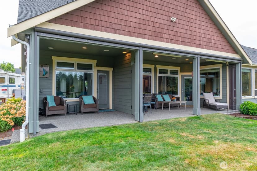 Property photo for 1767 Sw Waterside Court, Oak Harbor photo 27
