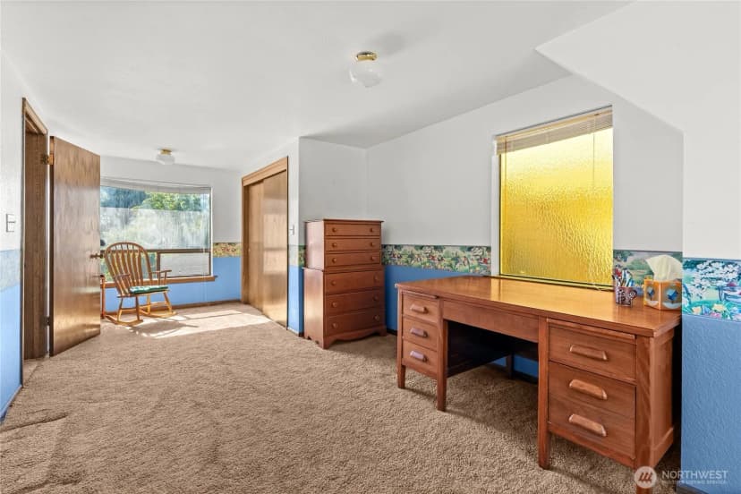 Property photo for 1706 S Sunset Drive, Tacoma photo 30