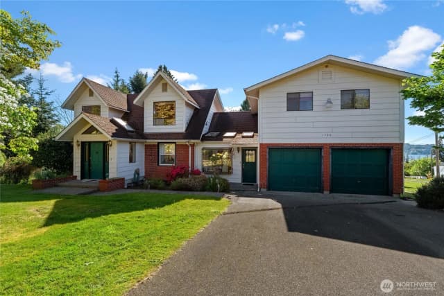 Property photo for 1706 S Sunset Drive, Tacoma