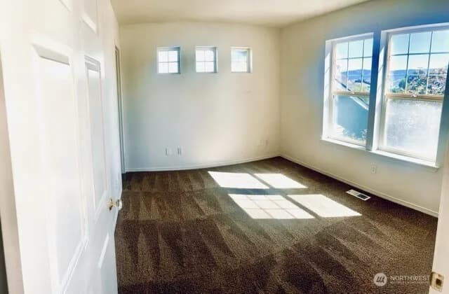 Property photo for 2453 Grand Avenue, East Wenatchee photo 23