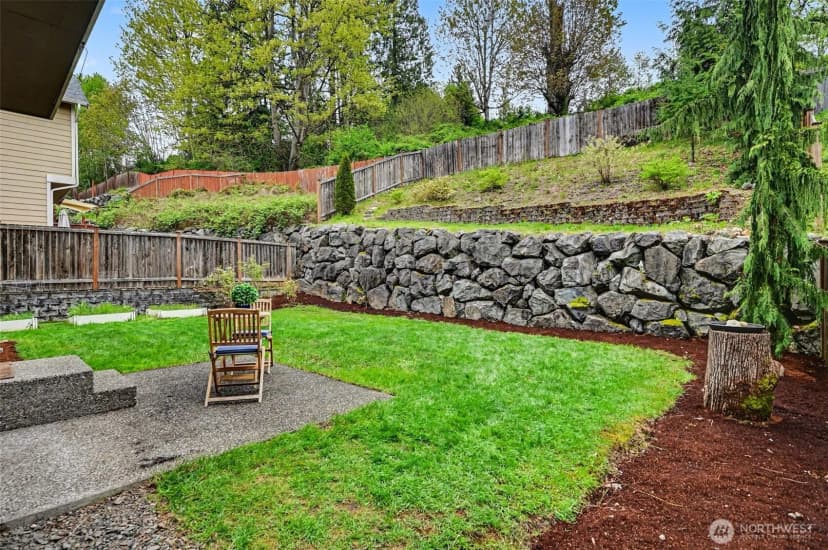 Property photo for 1023 117th Drive Se, Lake Stevens photo 5
