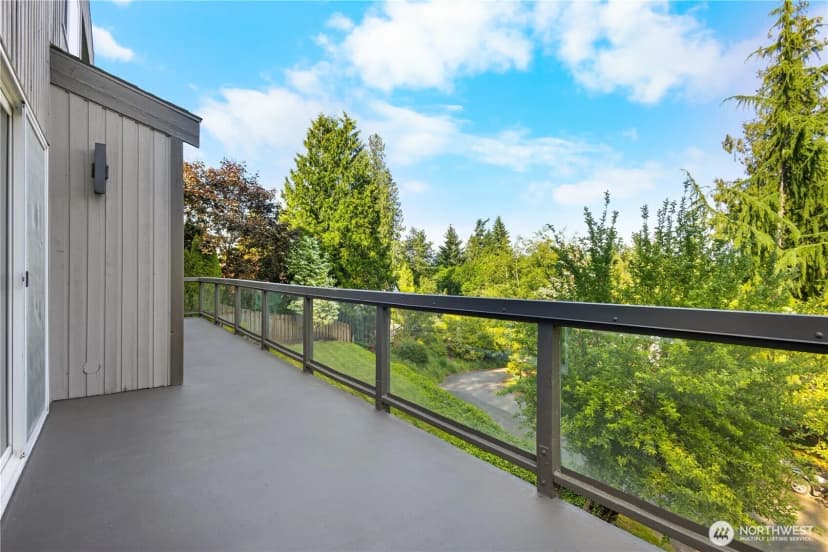 Property photo for 6021 158th Place Ne, Redmond photo 7
