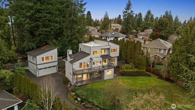 Property photo for 6021 158th Place Ne, Redmond