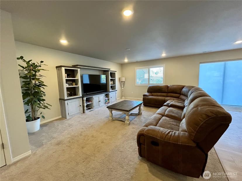 Property photo for 1275 Etna Place Se, Port Orchard photo 2