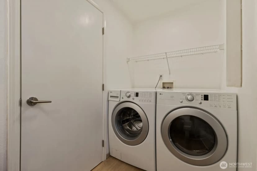 Property photo for 12057 20th Avenue Ne, Seattle photo 11