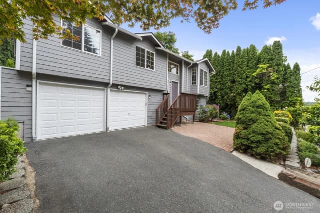 Property photo for 12057 20th Avenue Ne, Seattle photo 2