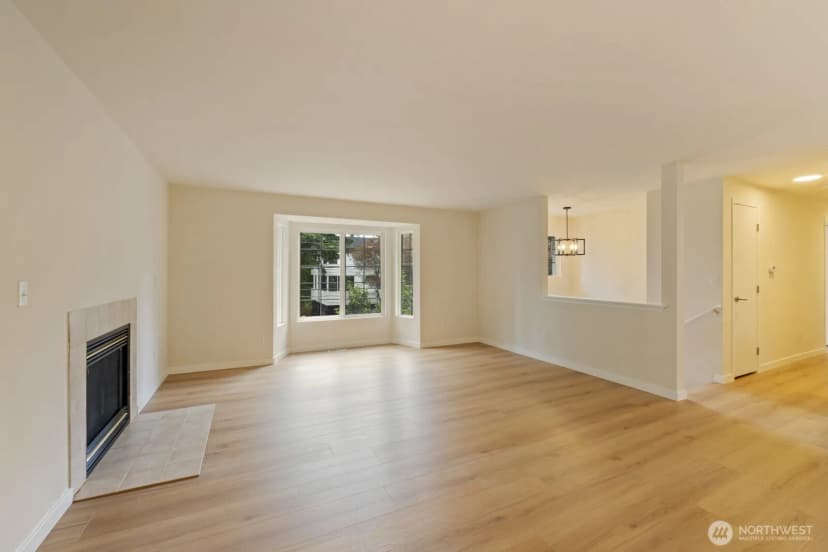 Property photo for 12057 20th Avenue Ne, Seattle photo 5
