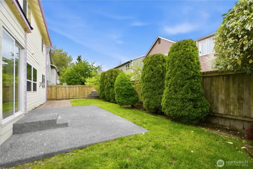Property photo for 460 Ilwaco Avenue Ne, Renton photo 16