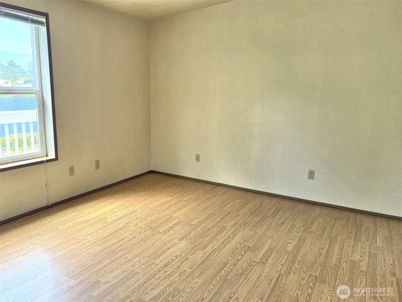 Property photo for 687 Copalis Avenue Ne, Ocean Shores photo 19