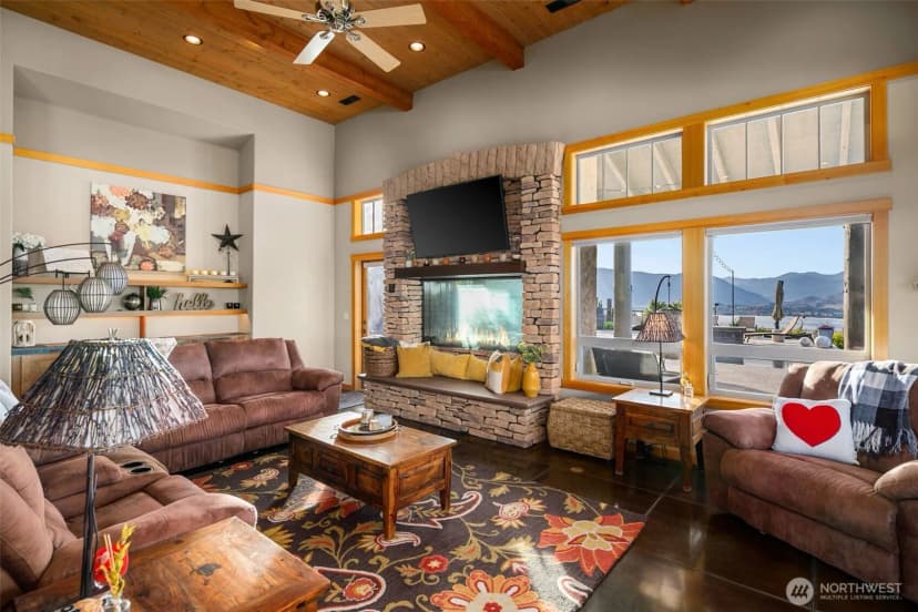 Property photo for 340 Hawks Meadow Road, Chelan photo 14