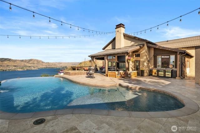 Property photo for 340 Hawks Meadow Road, Chelan photo 4