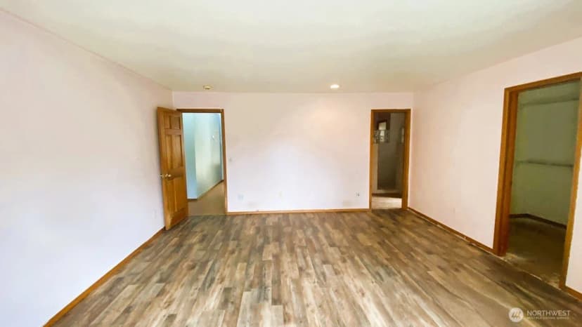 Property photo for 8418 358th Street S, Roy photo 6