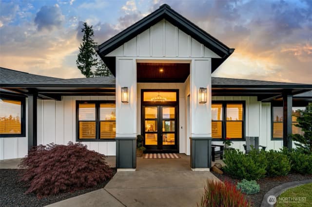 Property photo for 260 Bullhead Drive, Castle Rock photo 2