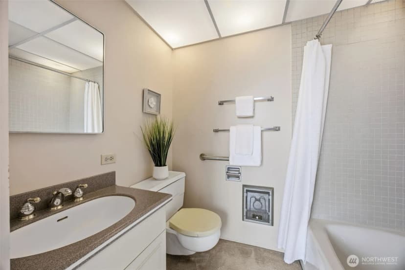 Property photo for 1620 43rd Avenue E #1b, Seattle photo 23